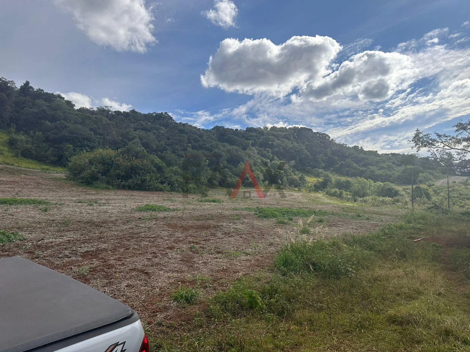 Imagem Ótima Chácara a venda 10 alqueires a 6 Km da cidade de Cantagalo