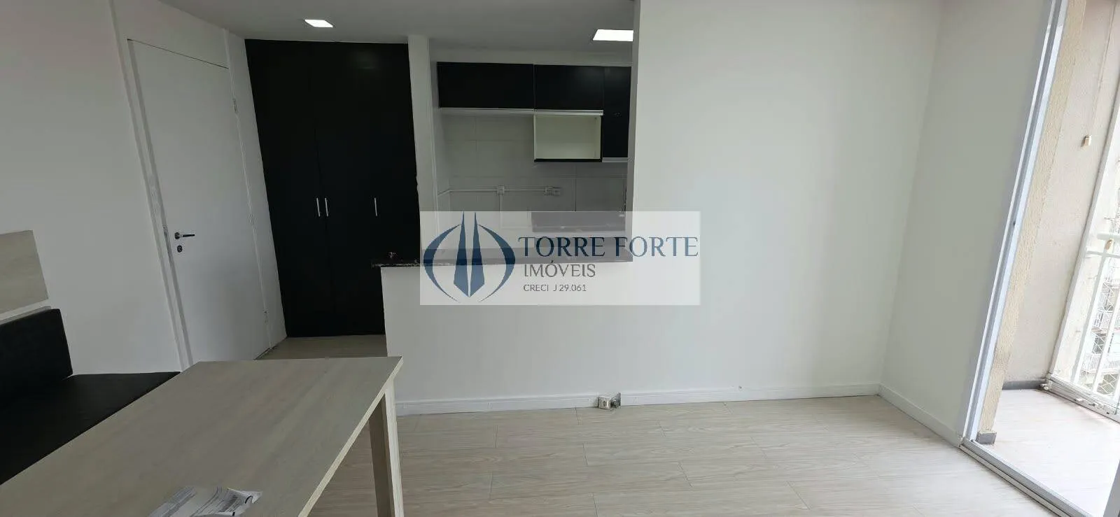 Imagem Apartamento semi-mobiliado com lazer completo