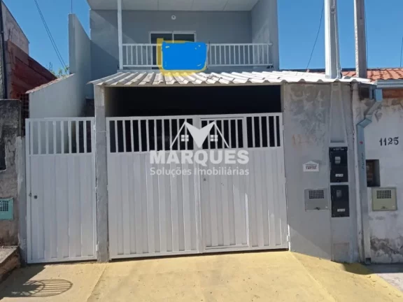 Oprtunidade Sobrado c/ 2 dorms, 1 suite em Rua Geraldo Preto Rodrigues