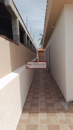 Imagem Casa em Gaivotas - Itanhaém com 2 dormitórios e 53m² por R$260 mil - Venda e Locação