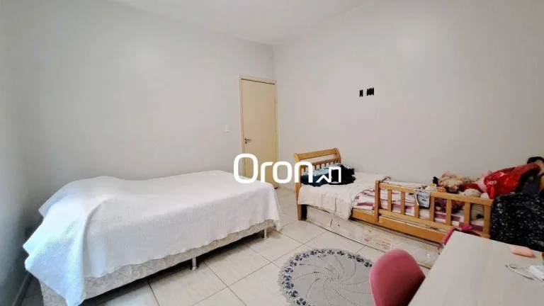 Imagem Casa com 3 dormitórios à venda, 215 m² por R$ 919.900,00 - Residencial Village Santa Rita II - Goiânia/GO