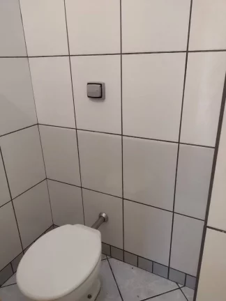 Imagem ALUGUEL DE SALÃO COMERCIAL 35M² COM WC E AR CONDICIONADO