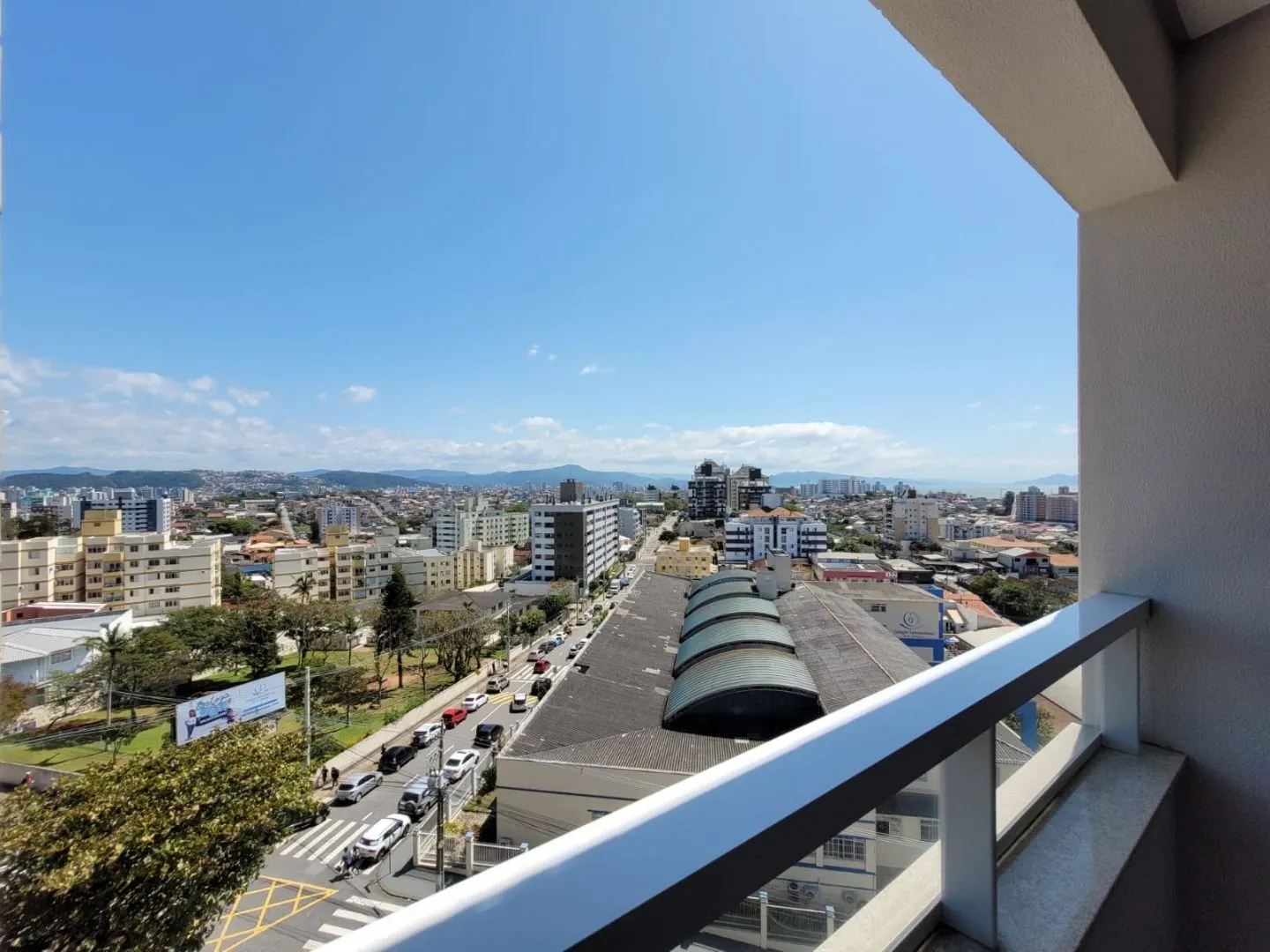 Imagem Apartamento Garden com Hidromassagem | 3 Dormitórios | 2 Vagas + Hobby Box | Estreito - Florianópolis