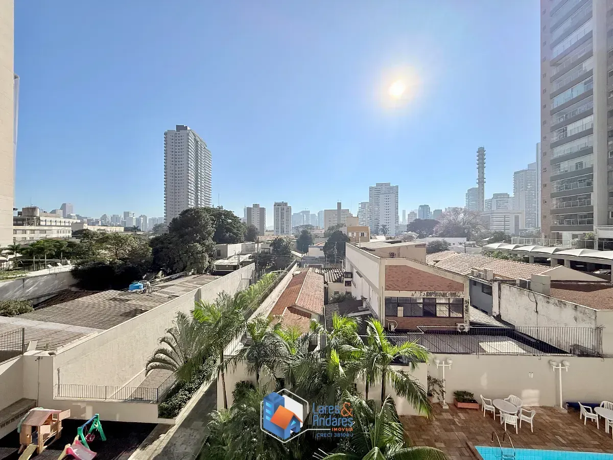 Imagem Apartamento para venda em Jardim das Acácias com 4 quartos, sendo 1 suíte, 130m²