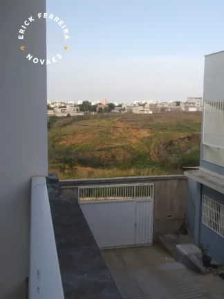 Imagem Casa Duplex Condomínio fechado composta de 2 quartos sendo uma suíte com varanda no bairro Itapebussu