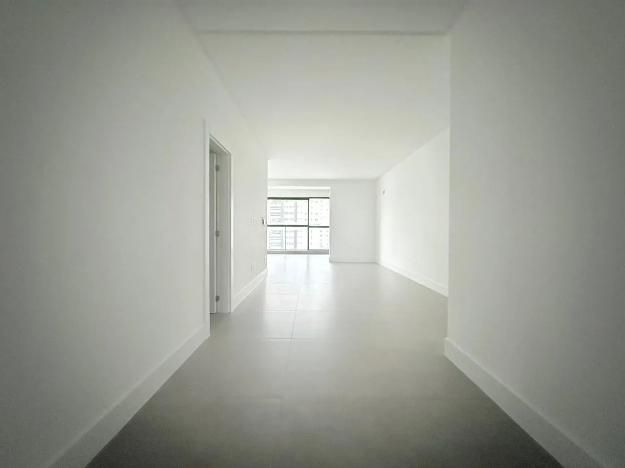 Imagem Apartamento à venda com 177m2 por R$ 3.200.000,00