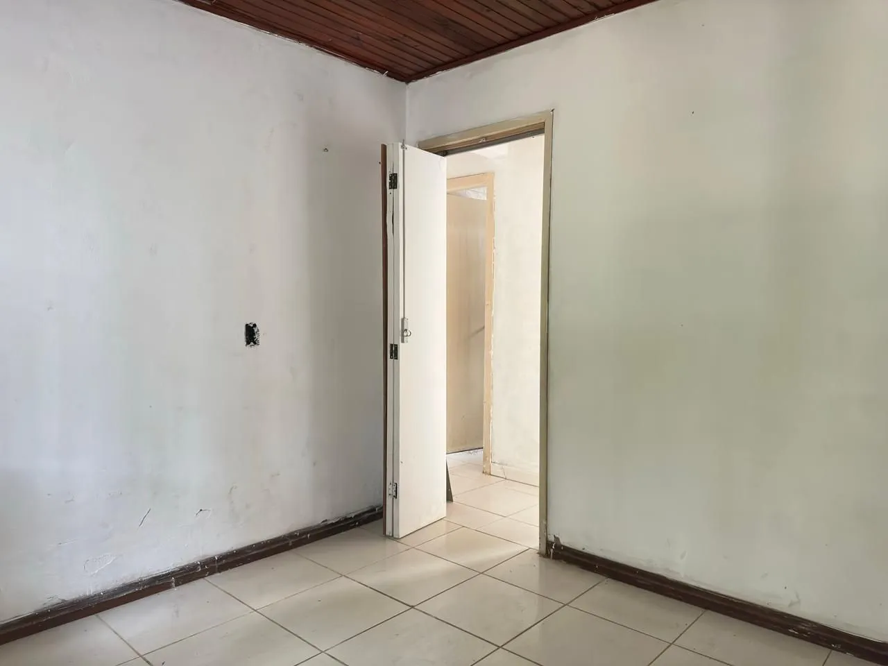 Imagem Casa com 3 dormitórios e edicula para venda e locação no bairro Belém Novo