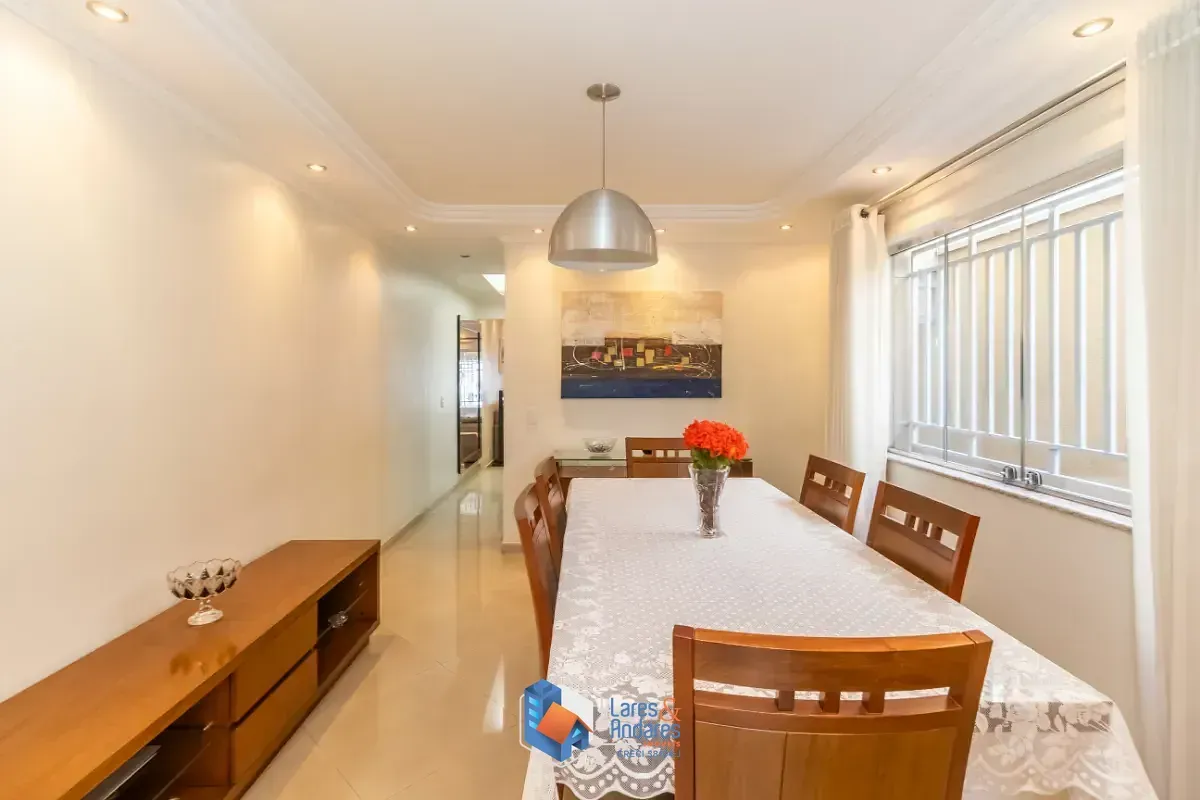 Imagem Sobrado para venda em Jardim Santa Cruz (Sacomã) com 3 quartos, sendo 1 suíte, 140m²