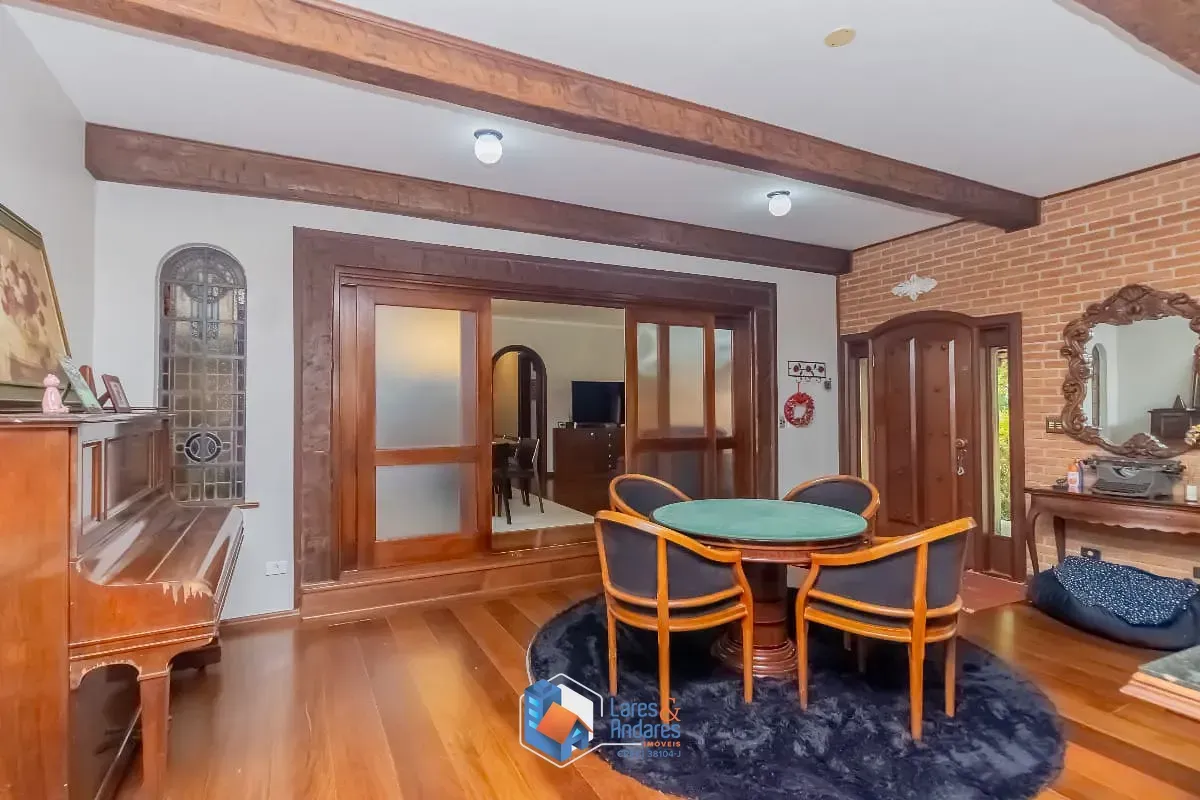 Imagem Casa no condomínio Clube Castelo para venda com 3 quartos, sendo 2 suítes, 306m²