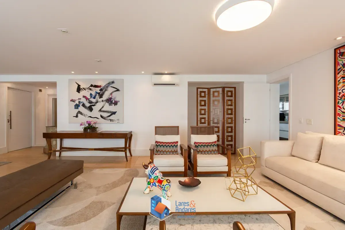 Imagem Apartamento para venda em Moema com 4 quartos, sendo 4 suítes, 335m²