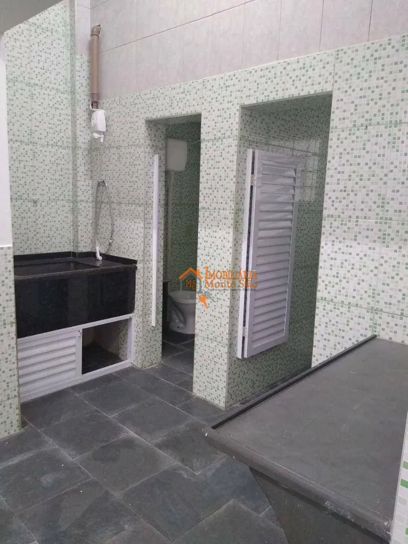 Imagem Sobrado à venda, 220 m² por R$ 950.000,00 - Sítios de Recreio Rober - Guarulhos/SP