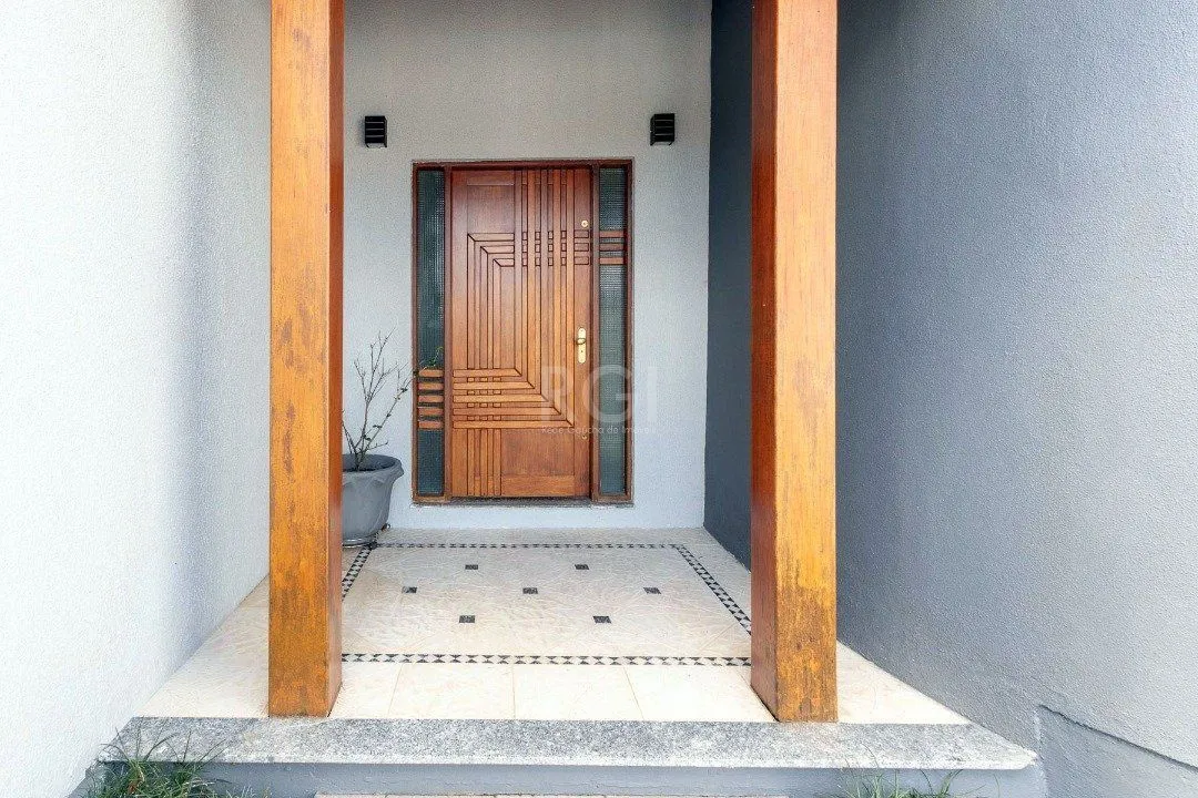 Imagem Casa para Venda - 451.63m², 5 dormitórios, sendo 1 suites, 4 vagas - Cristal