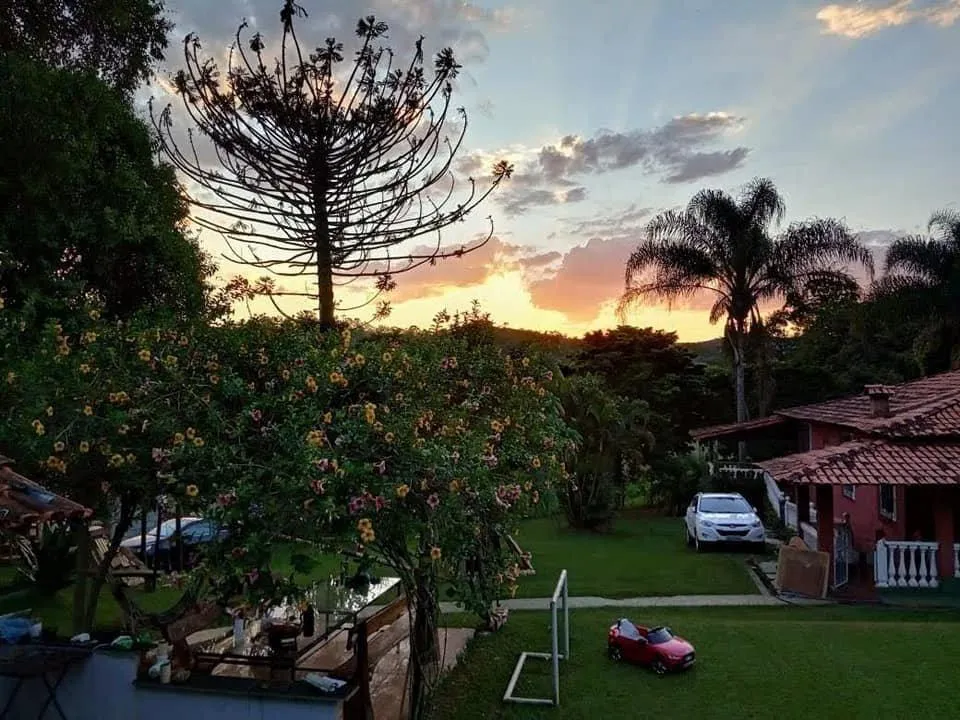 Imagem Vendo Sítio Espetacular em Itatiaiuçu/MG ,com 8.000 m² de área total,