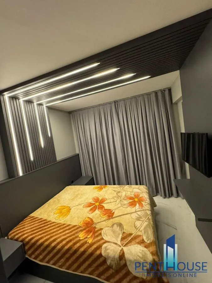 Imagem Apartamento Frente Mar para Venda em Balneário Camboriú, CENTRO, 4 dormitórios, 2 suítes, 4 banheiros, 1 vaga