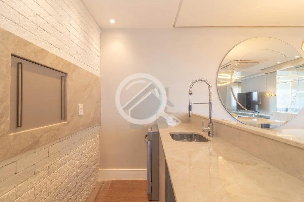 Imagem Apartamento mobiliado, 99 m² de area privativa, sacada integrada, finamente decorado com uma vista ...