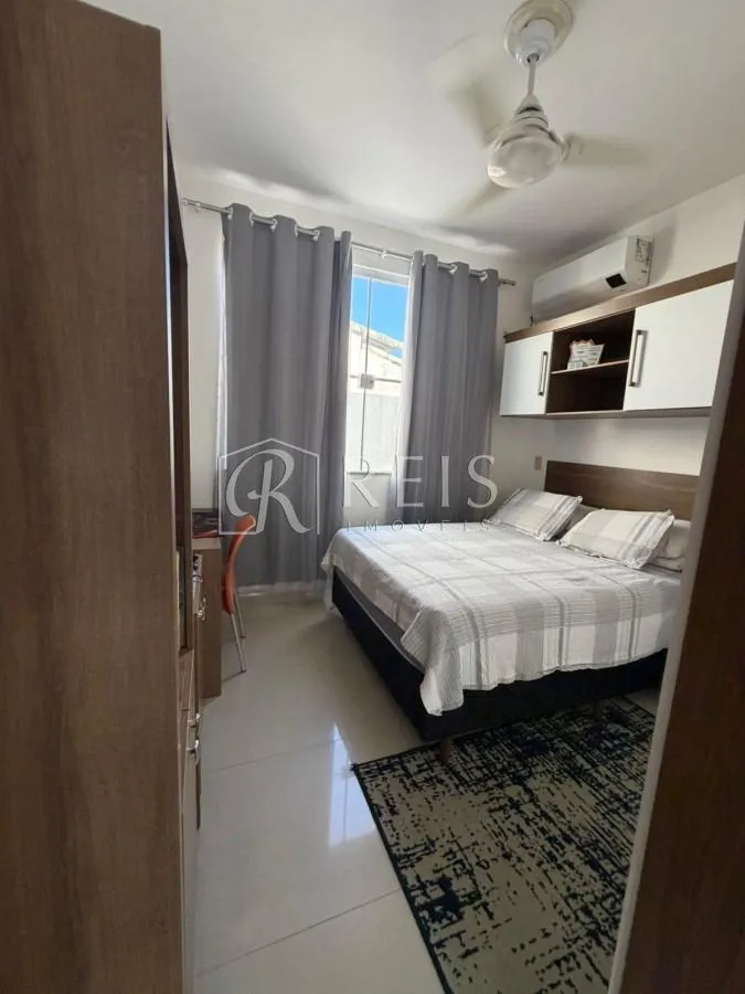 Imagem Casa para Venda em Rio das Ostras, Terra Firme, 3 dormitórios, 1 suíte, 3 banheiros, 1 vaga
