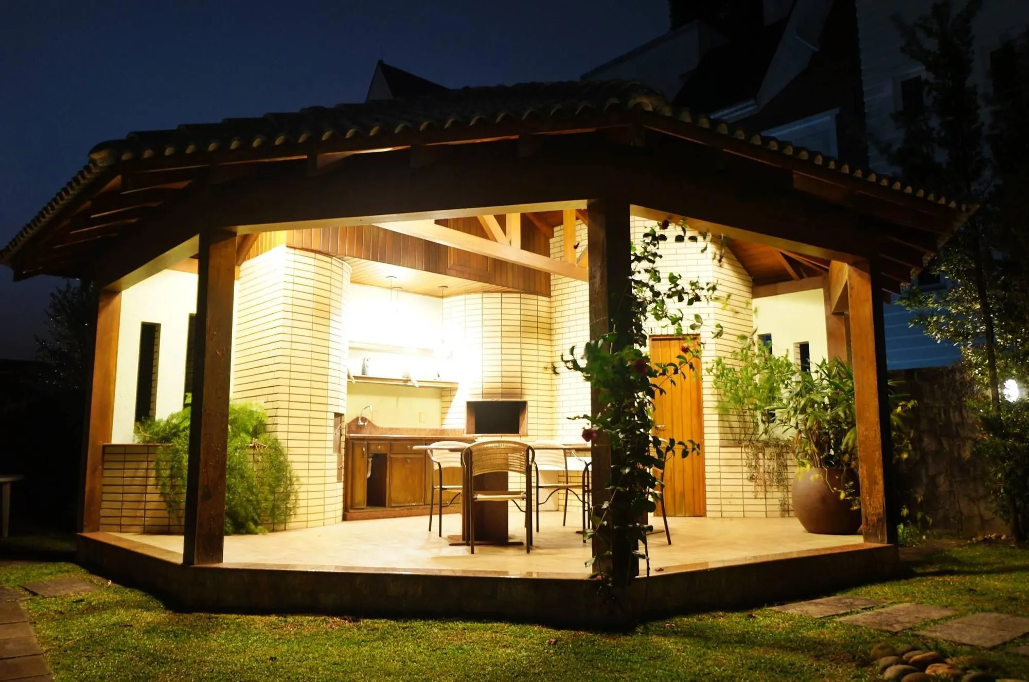 Imagem Casa em Canela, Alto Padrão, Mobiliada 390m2