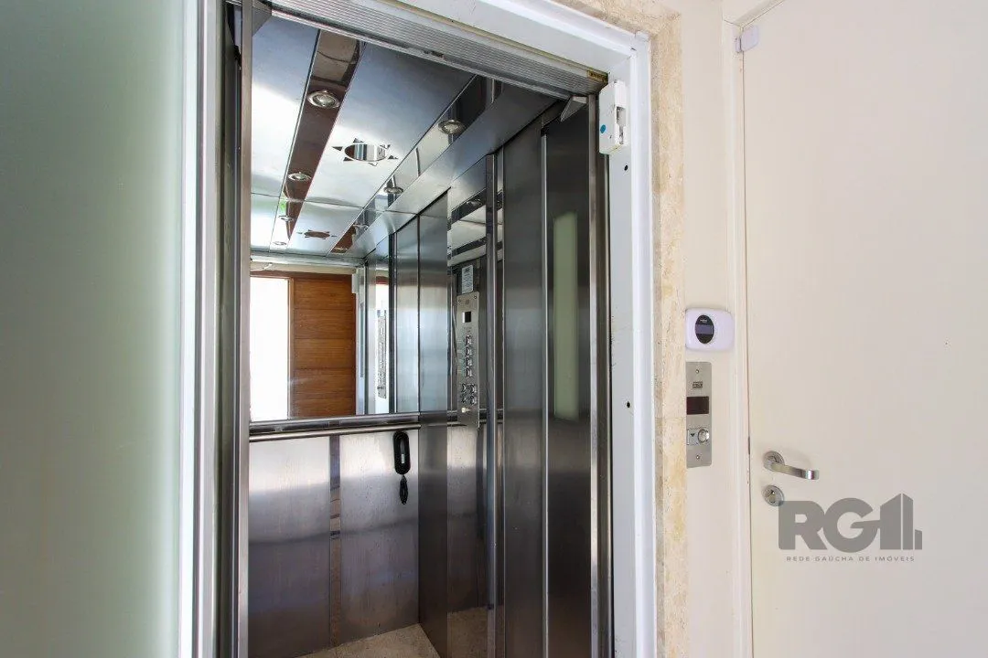 Imagem Casa Condominio para Venda - 233m², 3 dormitórios, sendo 1 suites, 2 vagas - Vila Assunção