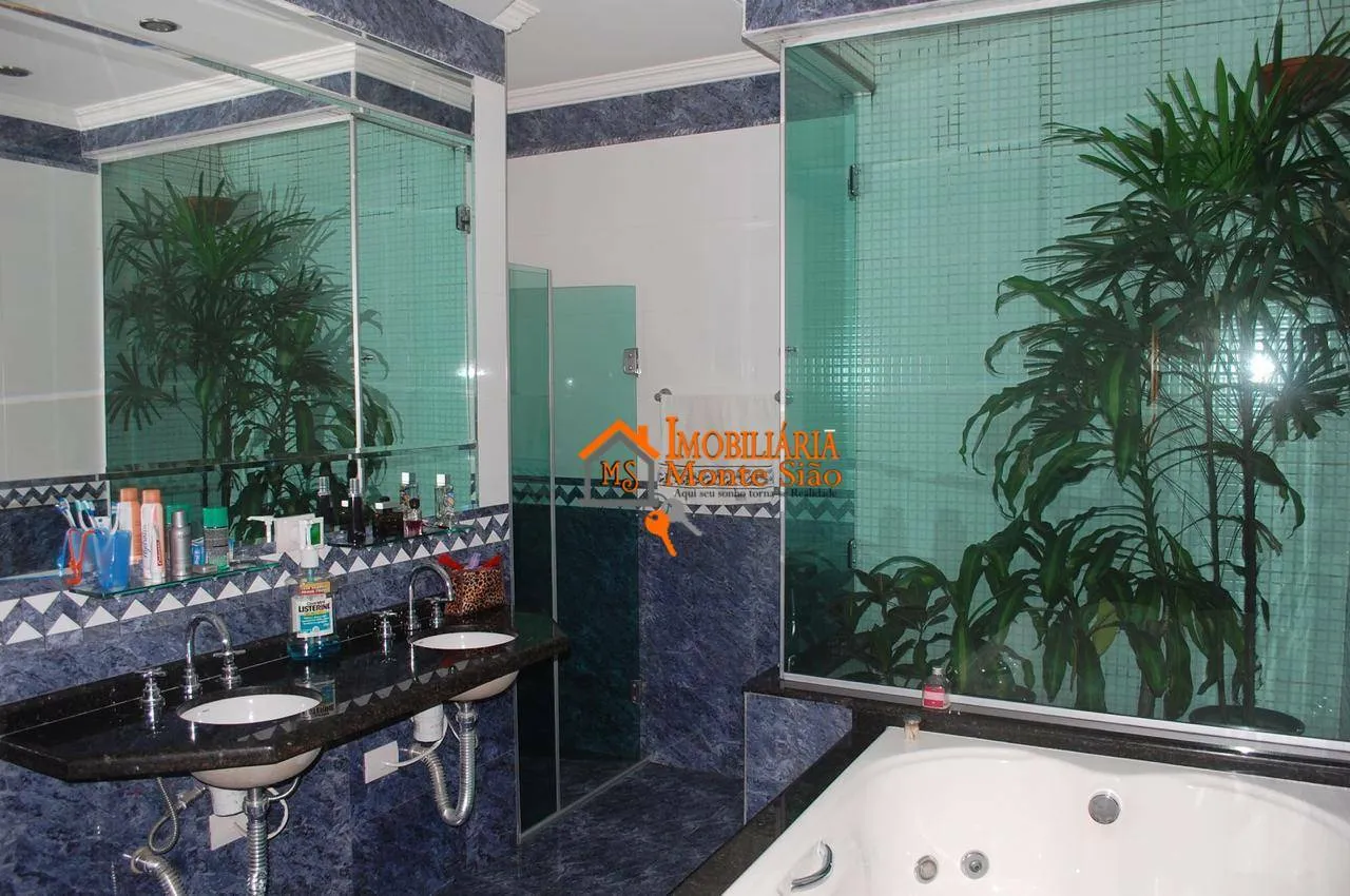 Imagem Sobrado com 4 dormitórios à venda, 250 m² por R$ 752.600,00 - Jardim Paraventi - Guarulhos/SP