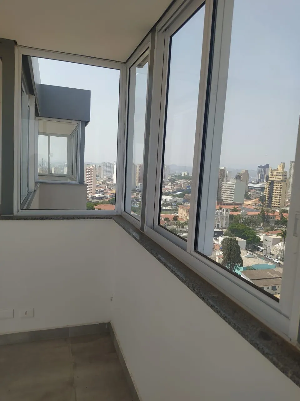 Imagem Apartamento DUPLEX de 130m² Localizado no Edifício Amazonas - Centro Sorocaba - SP!