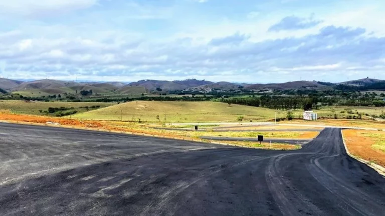 Imagem Terreno à venda, 294 m² - Portal da Mantiqueira - Cruzeiro/SP
