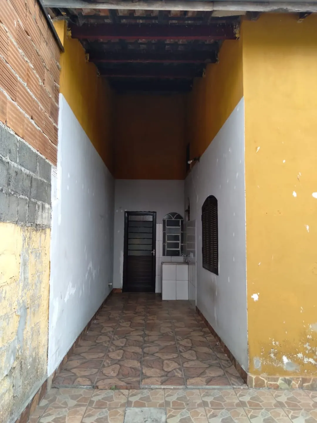 Imagem Casa à venda 4 Quartos, 3 Vagas, 252M², Jardim Carlota, Pindamonhangaba - SP