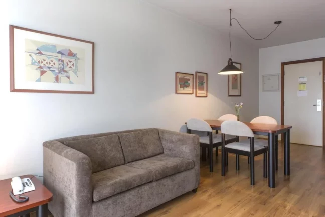 Imagem Flat disponível para venda no Saint Moritz Flat Service, com 48m², 1 dormitório e 1 vaga de garagem