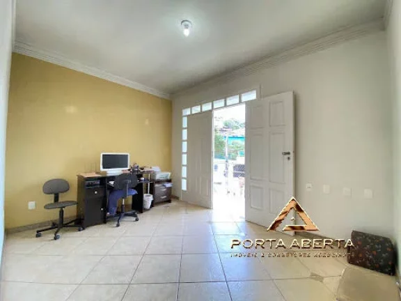 Imagem Casa triplex Iguaçu- cod 1194