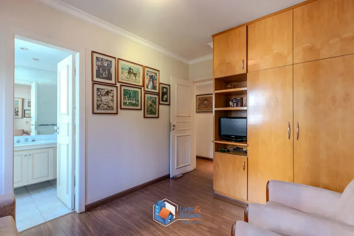 Imagem Apartamento para venda em Vila Suzana com 4 quartos, sendo 3 suítes, 165m²