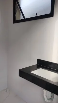 Imagem Casas Térreas com Piscina à Venda por 750 mil C/108 m²