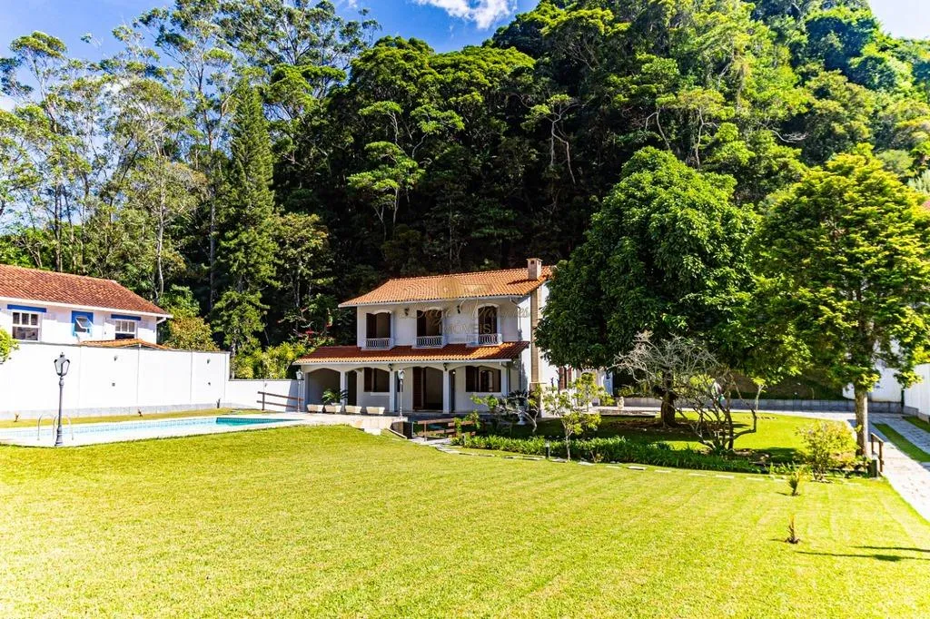 Imagem Casa em Condomínio para Locação em Teresópolis / RJ no bairro Carlos Guinle