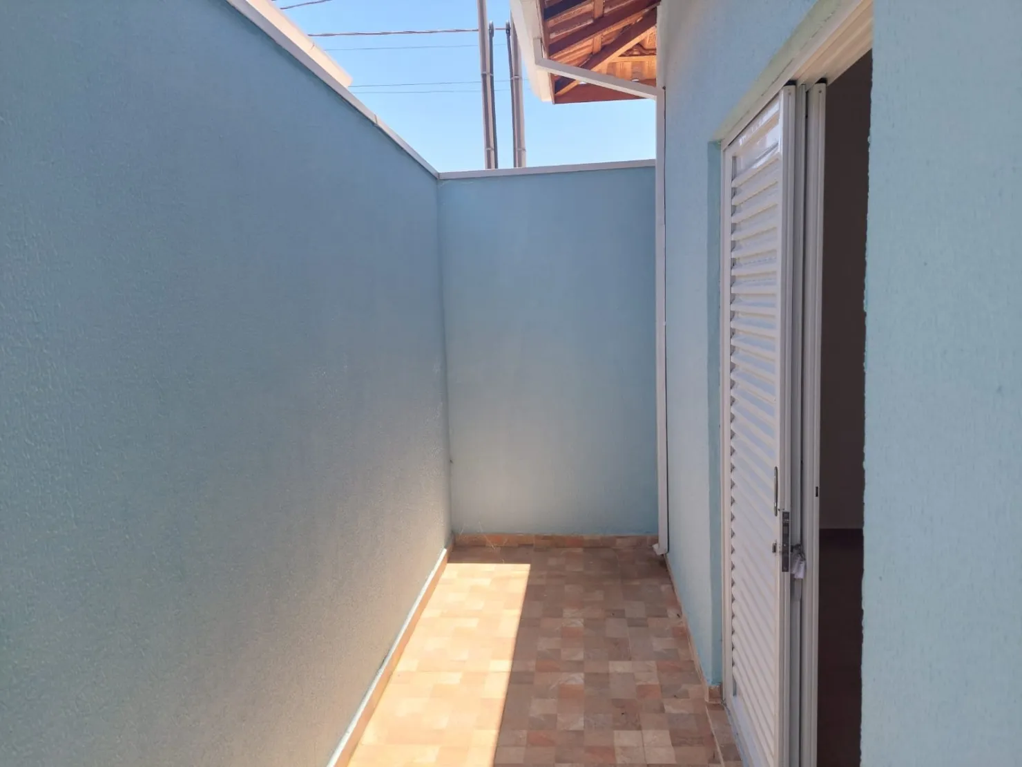Foto do imóvel Comercial à venda 3 Quartos, 3 Vagas, 80M², Residencial Flamboyant, Pindamonhangaba - SP