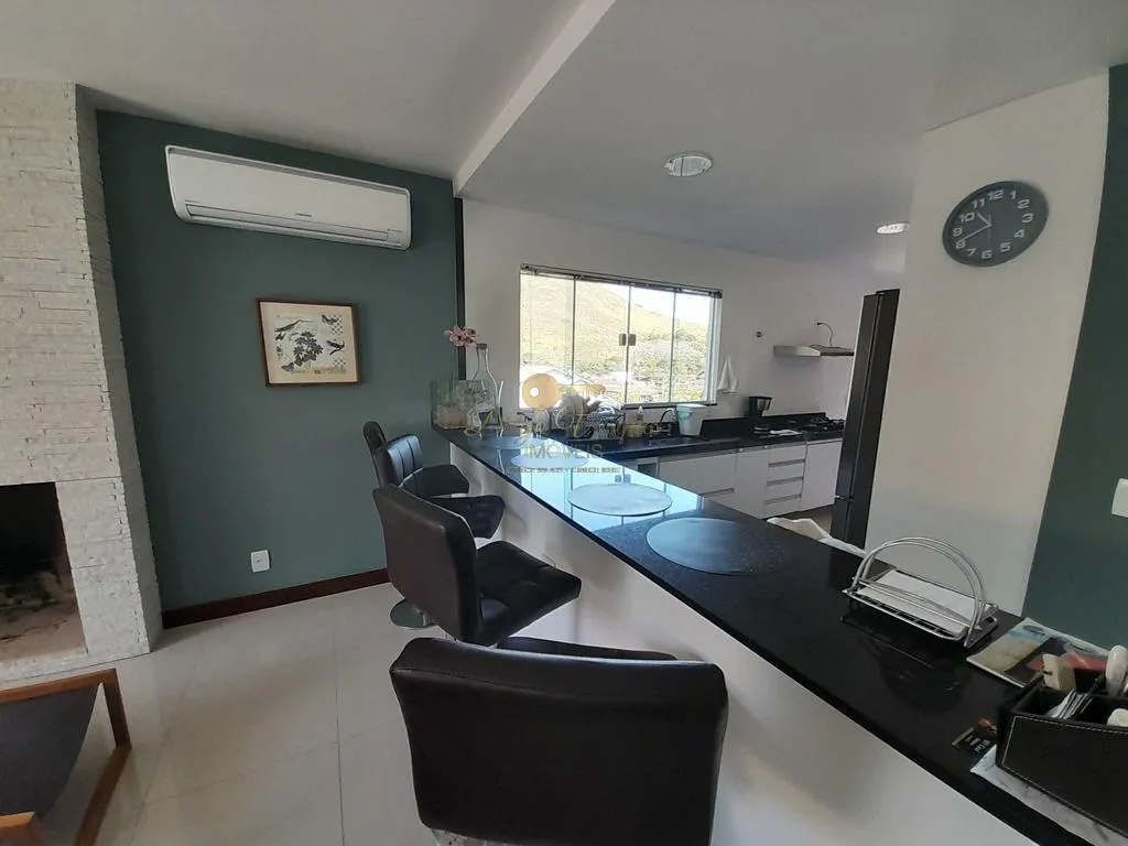 Imagem Casa em Condomínio para Venda em Teresópolis / RJ no bairro Vargem Grande