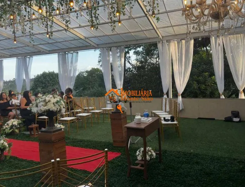 Imagem Chácara com 3 dormitórios para alugar, 1500 m² por R$ 23.315,00/mês - Água Azul - Guarulhos/SP