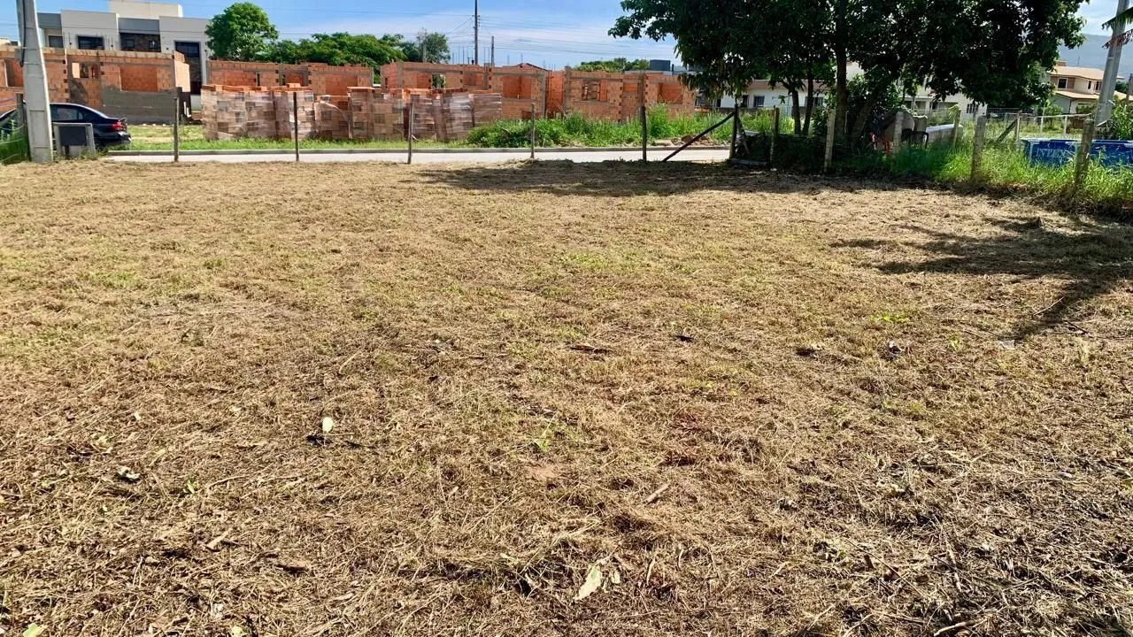Imagem EXCELENTE TERRENO GAROPABA SC. ÓTIMO LOCAL PARA MORAR OU INVESTIR.
