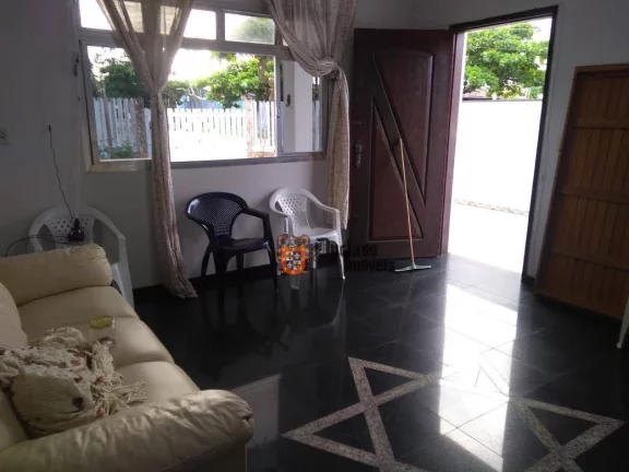 Imagem Casa com 3 dormitórios à venda, 132 m² por R$ 550.000 - Balneário Jardim de Itanhaém (F/Grandesp) - Itanhaém/SP