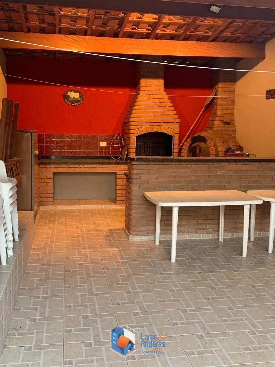 Imagem Sobrado para venda em Planalto Paulista com 3 quartos, sendo 2 suítes, 250m²