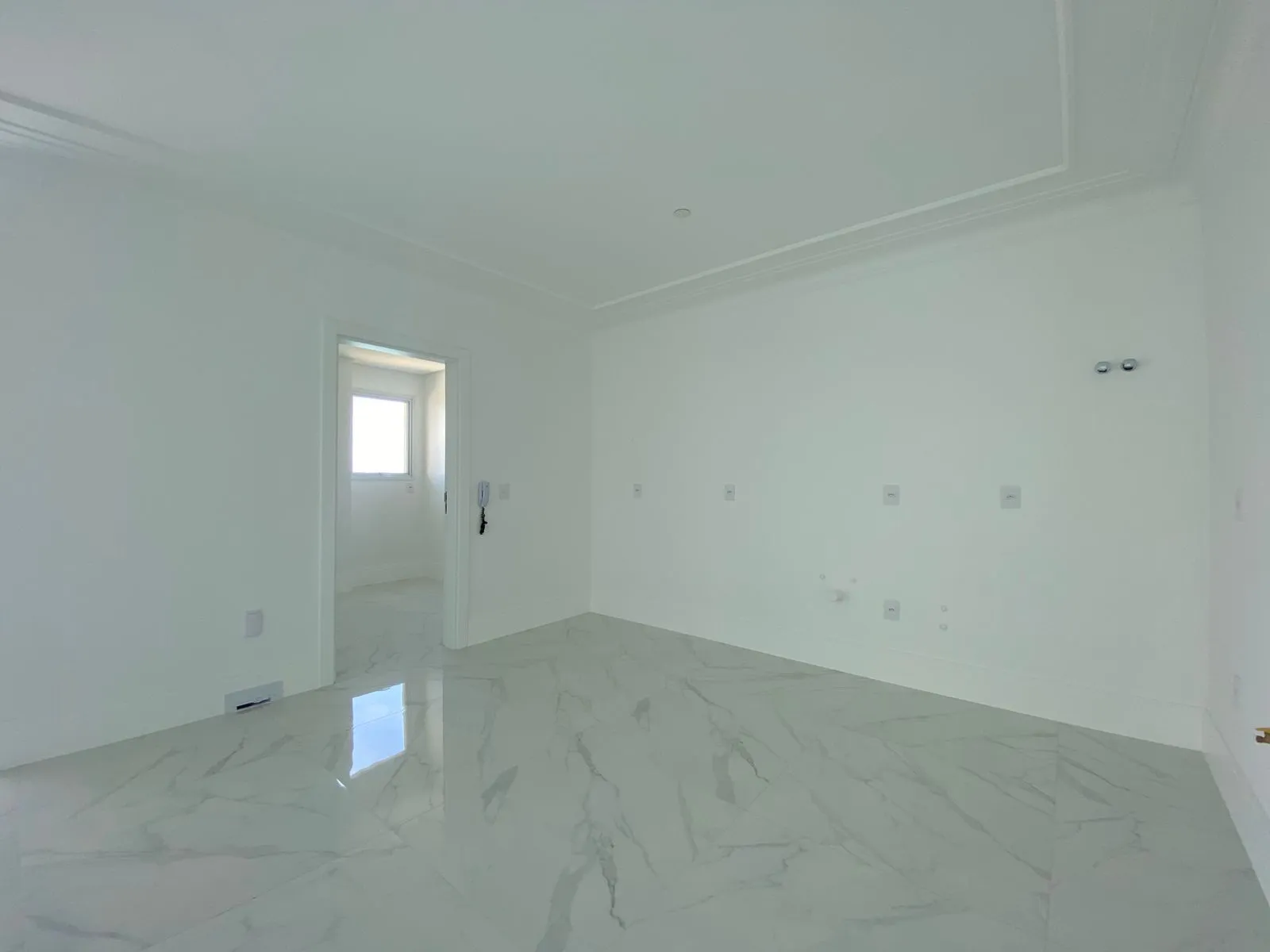 Imagem Apartamento com vista para o mar à venda com 190m2 por R$ 4.800.000,00