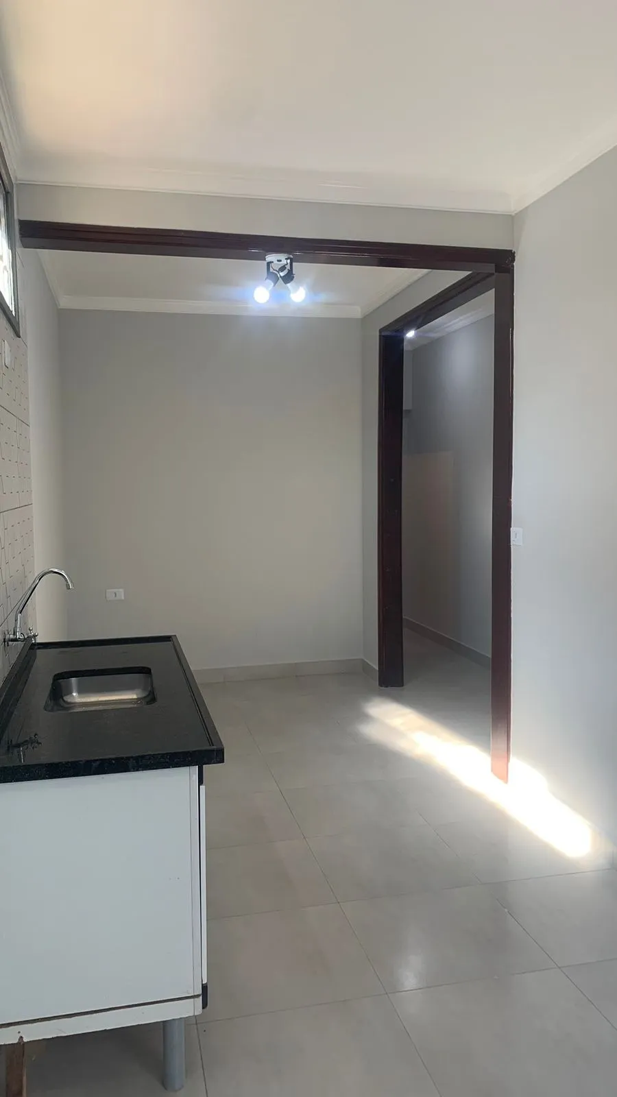 Imagem Casa Assobradada Reformada à Venda no Jd Ipiranga - Sorocaba, SP