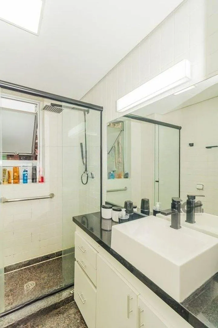 Imagem Apartamento 2 dormitórios à venda Rio Branco Porto Alegre/RS