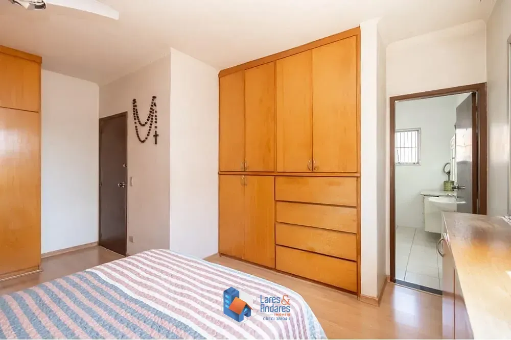 Imagem Casa à venda 3 Quartos 1 Suite 4 Vagas 255M² Cupecê São Paulo - SP