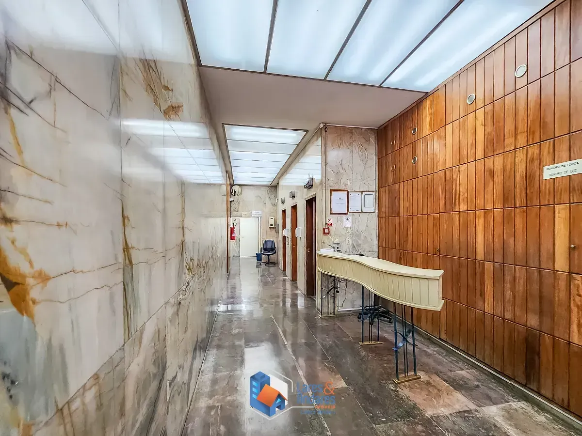 Imagem Conjunto comercial para venda e locação em República, 200m²