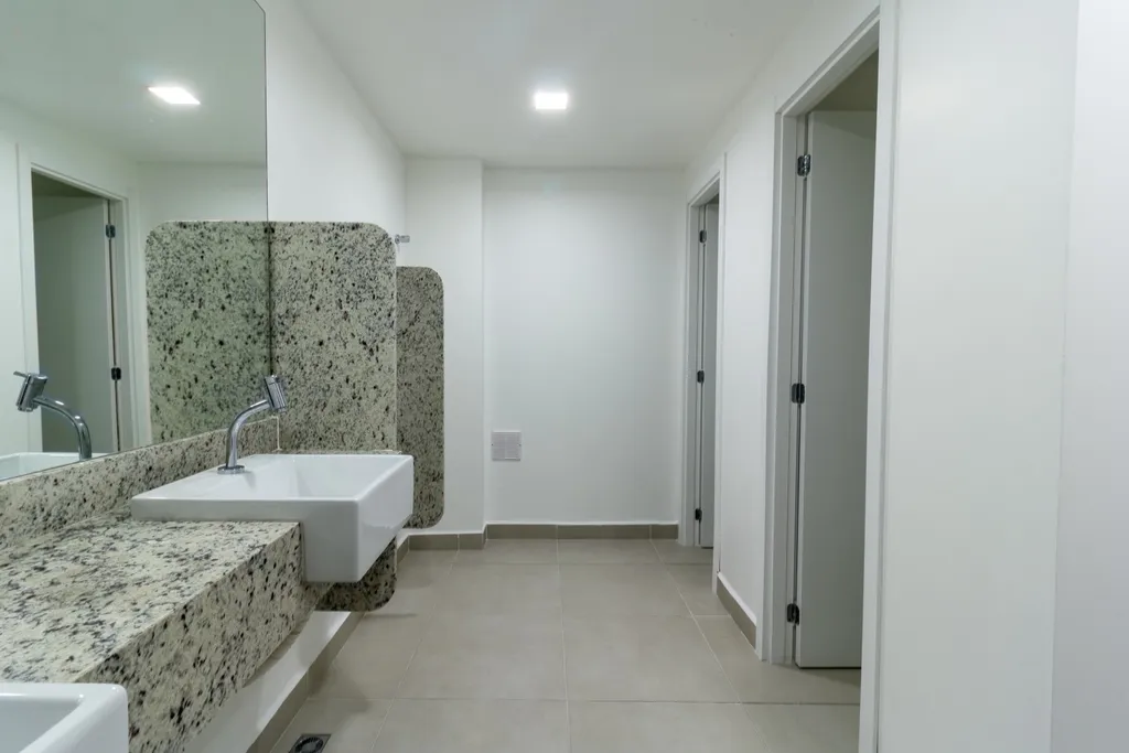 Imagem PONTO COMERCIAL em Curitiba - PR, Portão