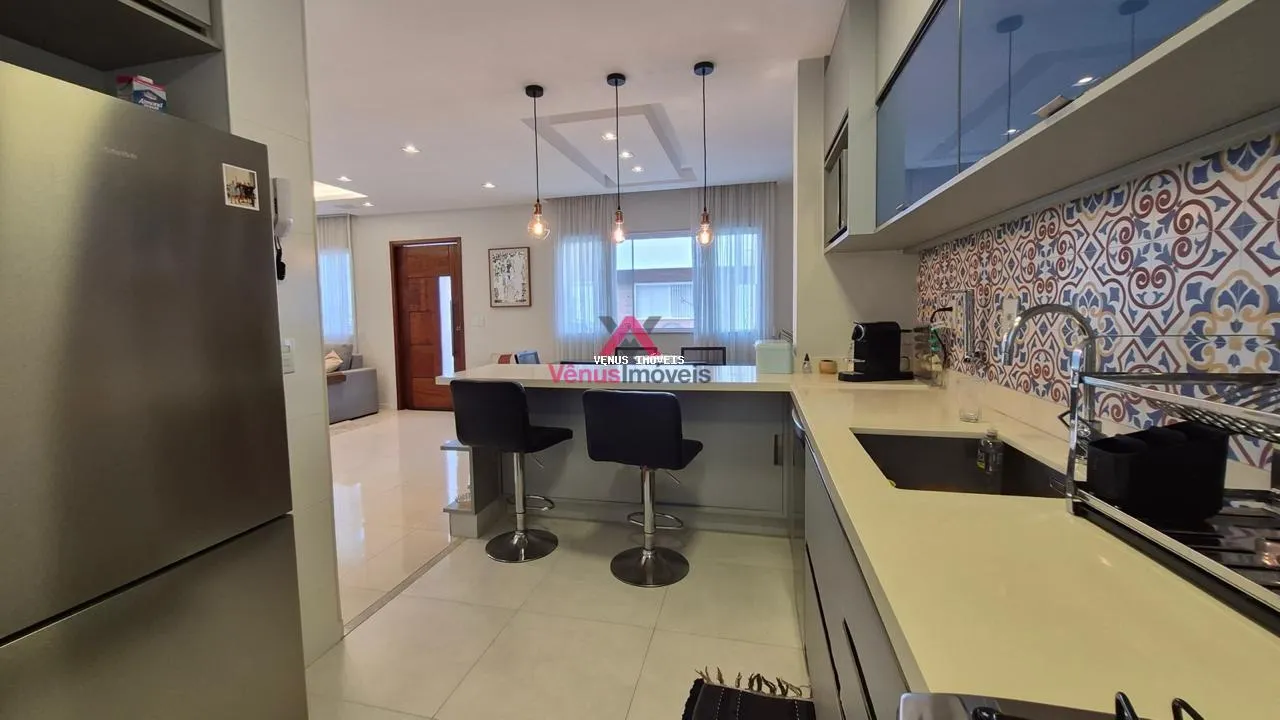Imagem Casa em Condomínio para Venda em Rio de Janeiro, Jacarepaguá, 3 dormitórios, 1 suíte, 3 banheiros, 2 vagas