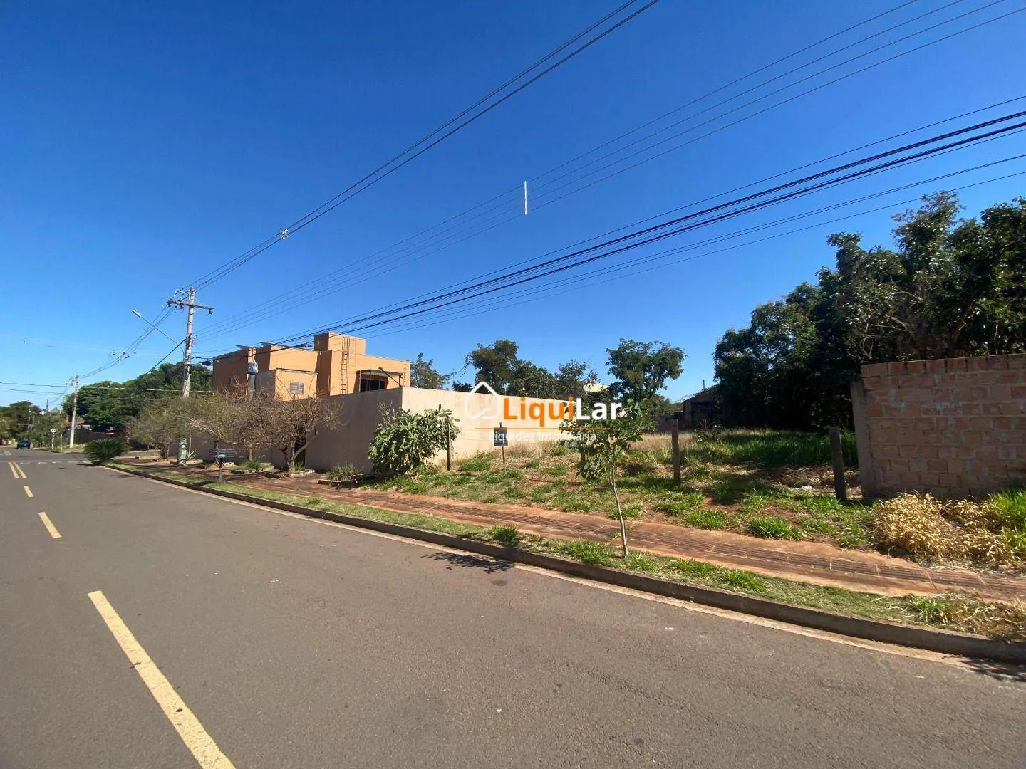 Foto do imóvel Oportunidade no Carandá Bosque! Terreno 12x30 no Asfalto - Abaixo do Valor de Mercado!