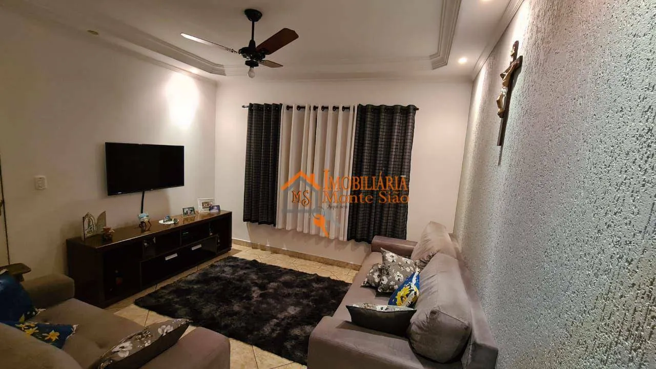 Imagem Casa com 3 dormitórios à venda, 179 m² por R$ 700.000,00 - Picanço - Guarulhos/SP