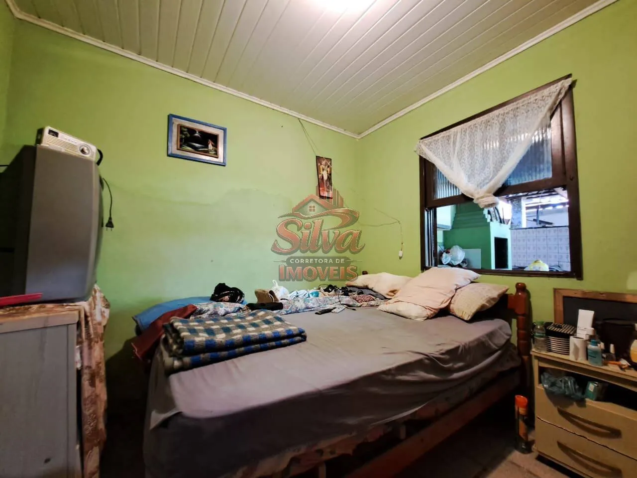 Imagem Casa 2 dormitórios com anexos em Mariluz B