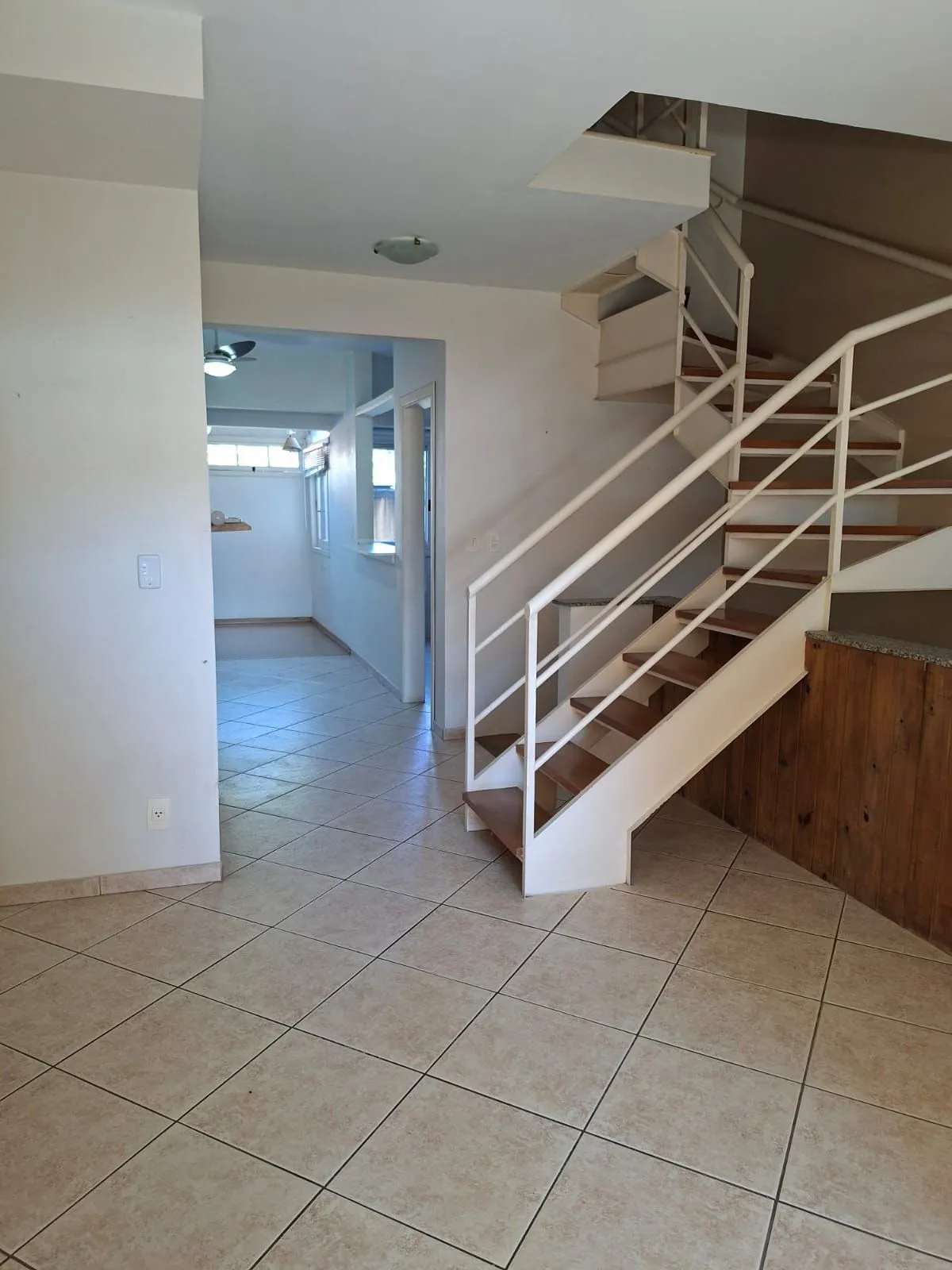 Imagem Casa em condomínio de 3 dorm. na Tristeza