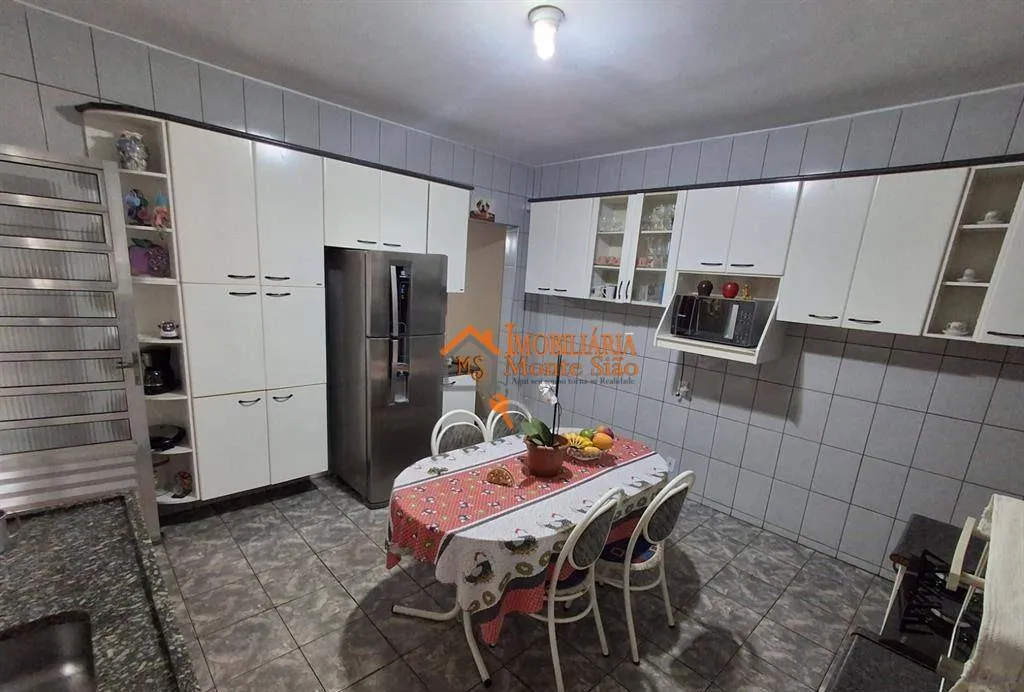 Imagem Sobrado com 3 dormitórios à venda, 169 m² por R$ 600.000,00 - Cidade Parque Brasília - Guarulhos/SP