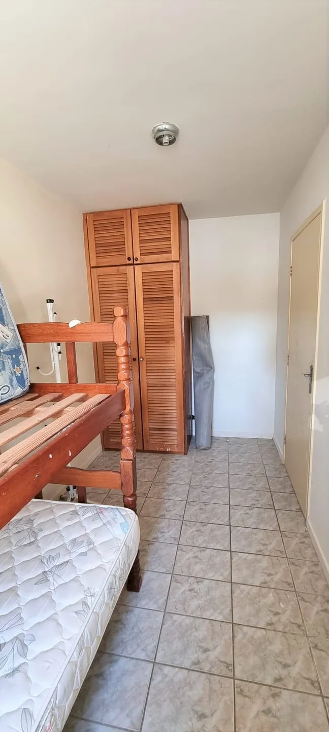 Imagem Amplo Apartamento na Praia Grande - Ubatuba: 3 Dormitórios, Suíte, 2 Sacadas, Sala Ampla e Vaga Coberta